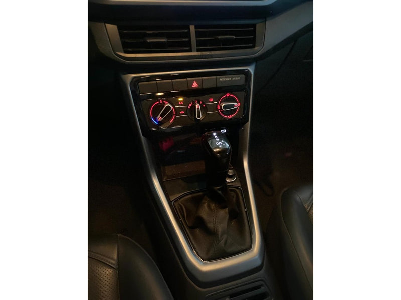 VOLKSWAGEN T-CROSS 1.0 200 TSI TOTAL FLEX THE TOWN AUTOMÁTICO 2023/2024 Preto