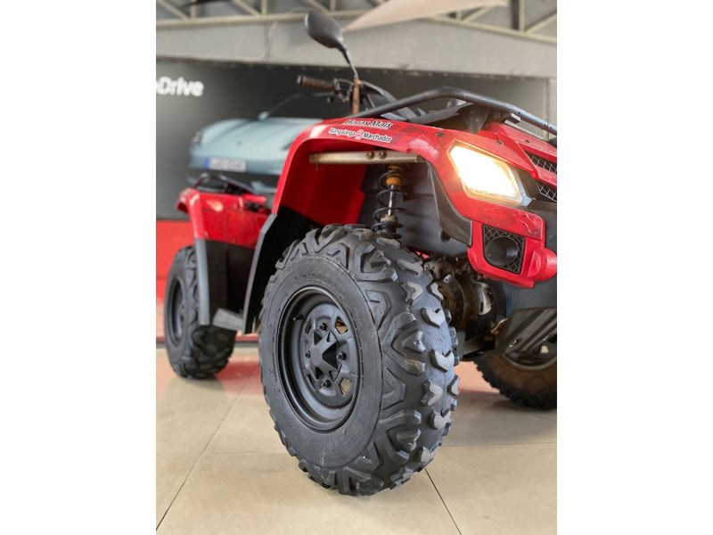 BRP CAN-AM OUTLANDER 400 4X4 QUADR. CAN-AM OUTLANDER 400 4X4 QUADR. 2004 Vermelho