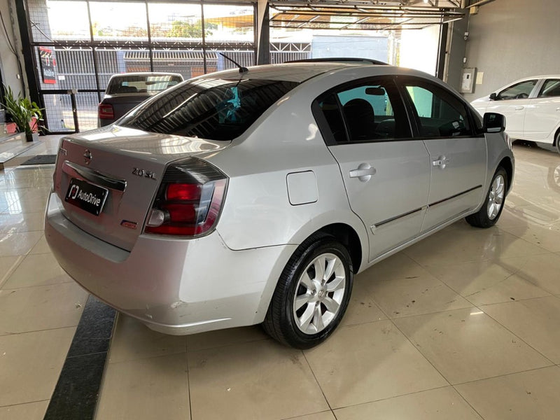 NISSAN SENTRA 2.0 SL 16V FLEX 4P AUTOMÁTICO 2012/2013 Prata