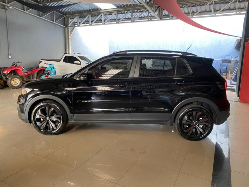 VOLKSWAGEN T-CROSS 1.0 200 TSI TOTAL FLEX THE TOWN AUTOMÁTICO 2023/2024 Preto