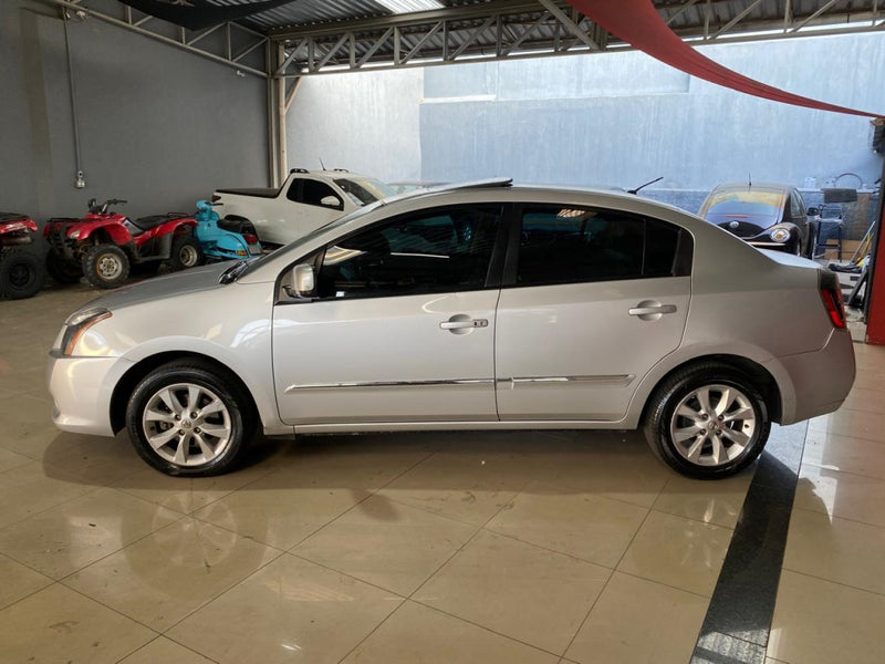 NISSAN SENTRA 2.0 SL 16V FLEX 4P AUTOMÁTICO 2012/2013 Prata