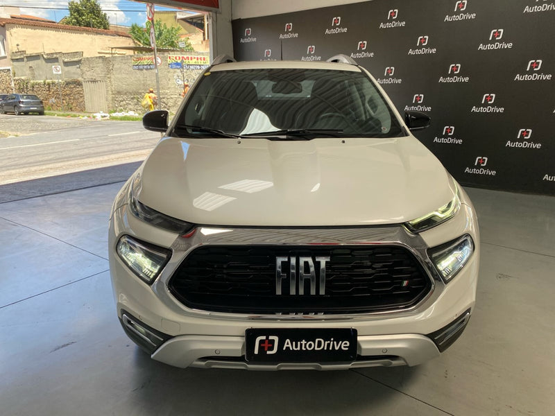 FIAT TORO 2.0 16V TURBO DIESEL VOLCANO 4WD AT9 2023/2024 Branco