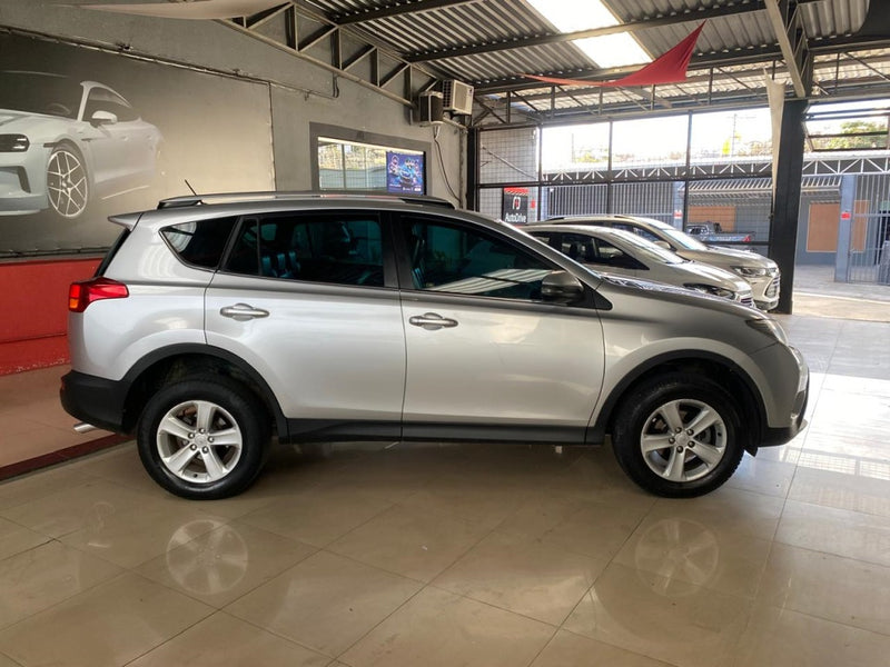 TOYOTA RAV4 2.0 4X4 16V GASOLINA 4P AUTOMÁTICO 2013 Prata