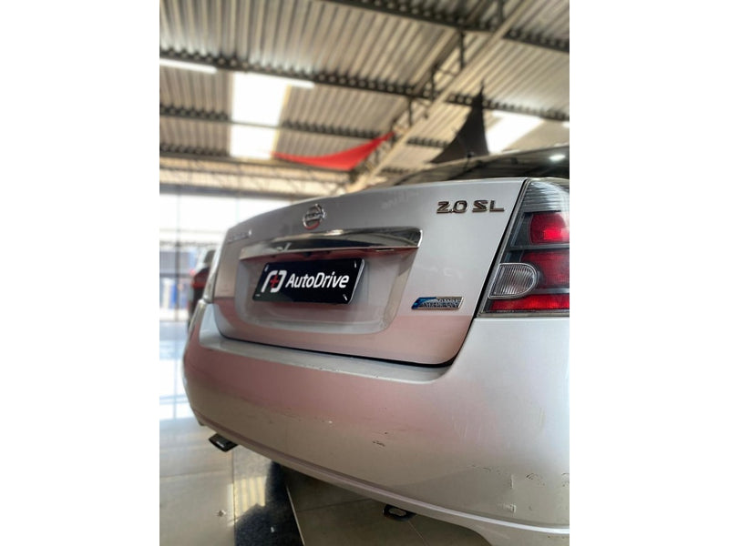 NISSAN SENTRA 2.0 SL 16V FLEX 4P AUTOMÁTICO 2012/2013 Prata