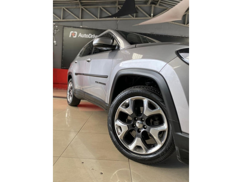 JEEP COMPASS 2.0 16V FLEX LONGITUDE AUTOMÁTICO 2019 Prata