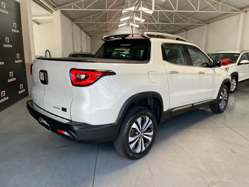 FIAT TORO 2.0 16V TURBO DIESEL VOLCANO 4WD AT9 2023/2024 Branco