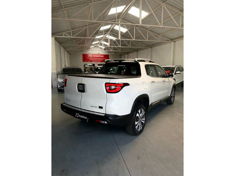FIAT TORO 2.0 16V TURBO DIESEL VOLCANO 4WD AT9 2023/2024 Branco