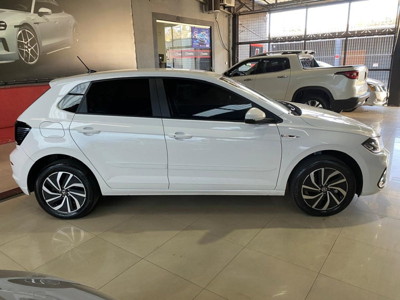 VOLKSWAGEN POLO 1.0 170 TSI HIGHLINE AUTOMÁTICO 2024/2025 Branco