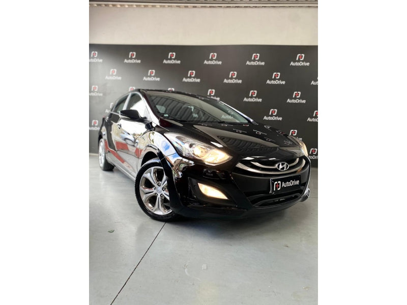 HYUNDAI I30 1.8 MPI 16V GASOLINA 4P AUTOMATICO 2014/2015 Preto