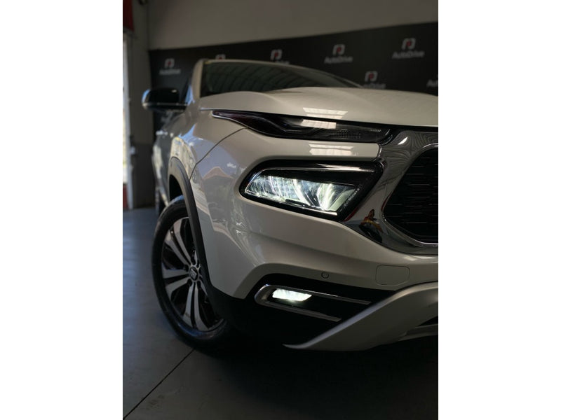 FIAT TORO 2.0 16V TURBO DIESEL VOLCANO 4WD AT9 2023/2024 Branco
