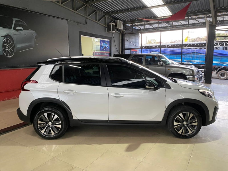 PEUGEOT 2008 1.6 16V THP FLEX GRIFFE 4P AUTOMÁTICO 2022/2023 Branco
