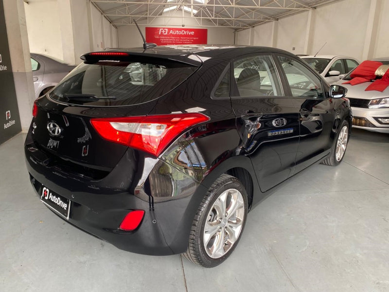 HYUNDAI I30 1.8 MPI 16V GASOLINA 4P AUTOMATICO 2014/2015 Preto