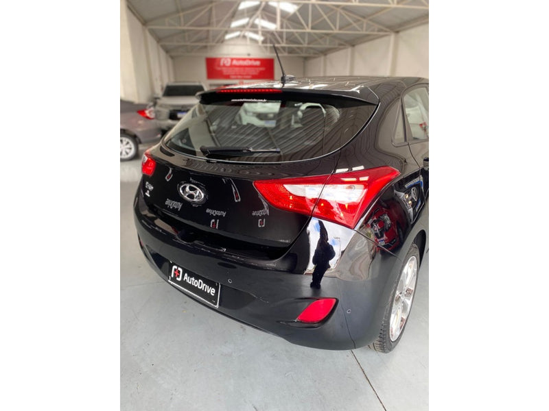 HYUNDAI I30 1.8 MPI 16V GASOLINA 4P AUTOMATICO 2014/2015 Preto