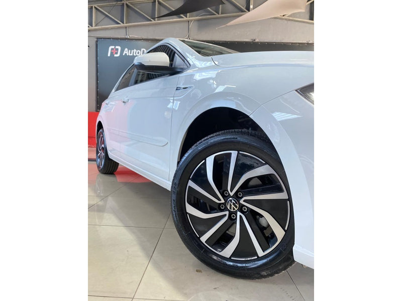VOLKSWAGEN POLO 1.0 170 TSI HIGHLINE AUTOMÁTICO 2024/2025 Branco