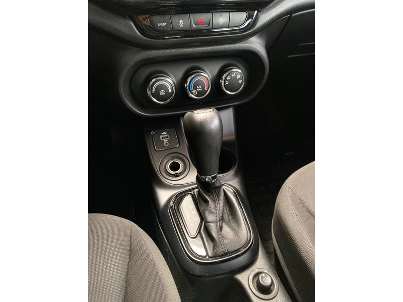 FIAT TORO 1.8 16V EVO FLEX FREEDOM AT6 2017/2018 Branco