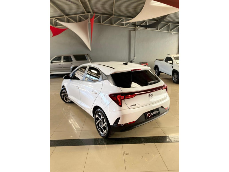 HYUNDAI HB20 1.0 TGDI FLEX COMFORT AUTOMÁTICO 2022/2023 Branco