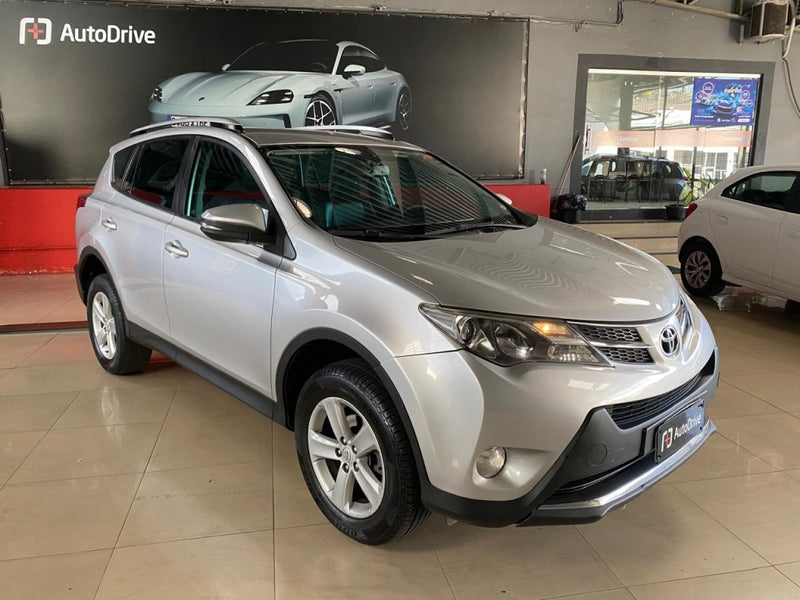TOYOTA RAV4 2.0 4X4 16V GASOLINA 4P AUTOMÁTICO 2013 Prata