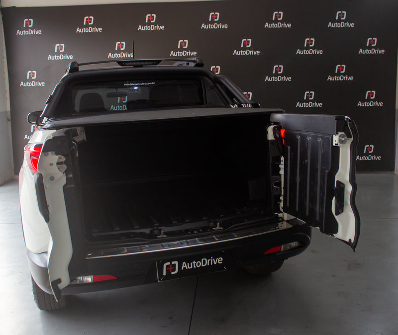 FIAT TORO 2.0 16V TURBO DIESEL FREEDOM 4X4 AT9