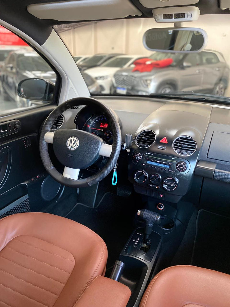 VOLKSWAGEN NEW BEETLE 2.0 MI 8V GASOLINA 2P TIPTRONIC