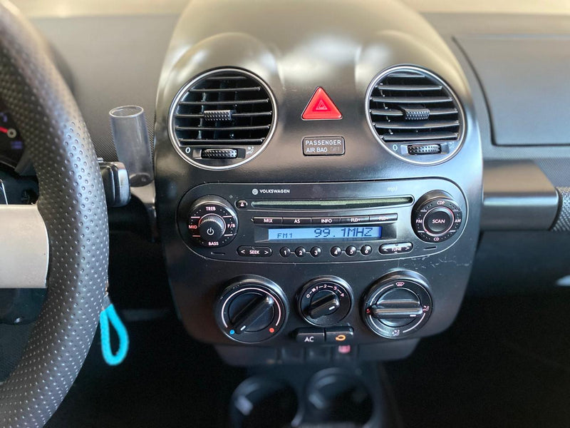 VOLKSWAGEN NEW BEETLE 2.0 MI 8V GASOLINA 2P TIPTRONIC