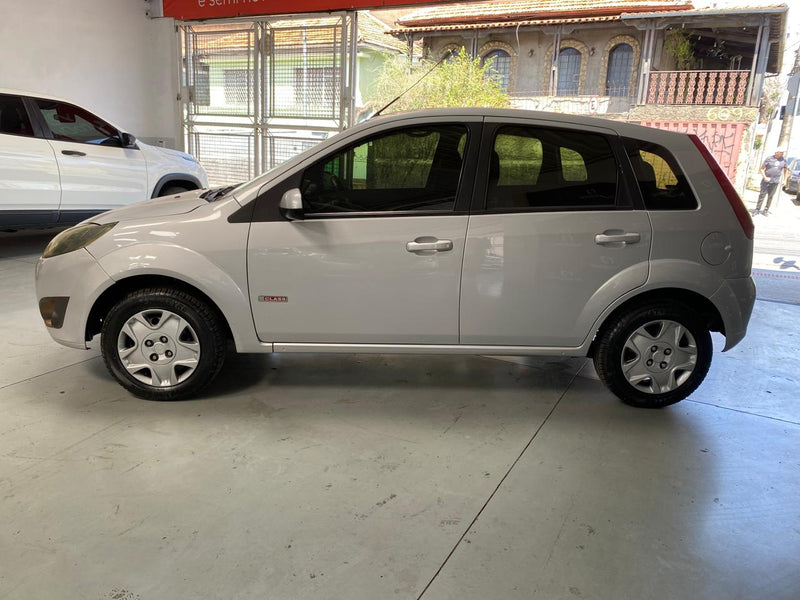 FORD FIESTA 1.6 MPI CLASS HATCH 8V FLEX 4P MANUAL
