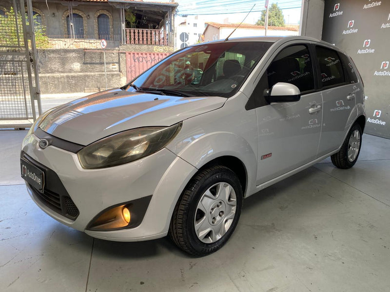 FORD FIESTA 1.6 MPI CLASS HATCH 8V FLEX 4P MANUAL
