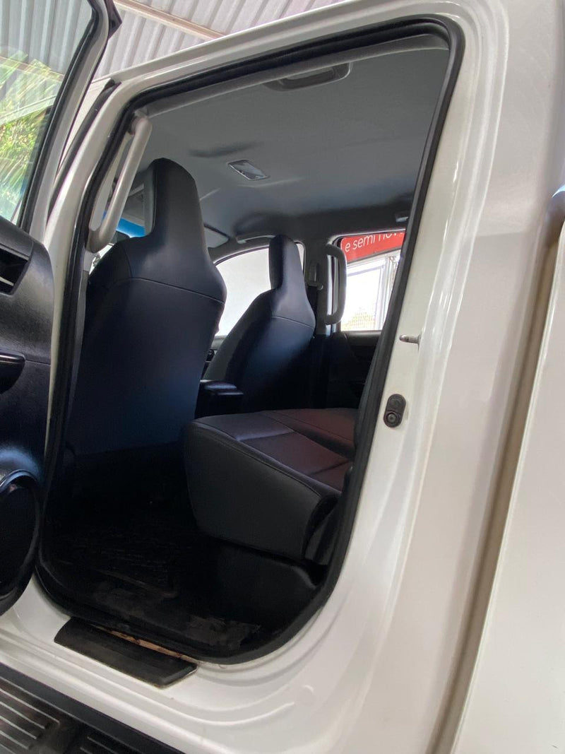 TOYOTA HILUX 2 2.8 D-4D TURBO DIESEL CD POWER PACK 4X4 MANUAL