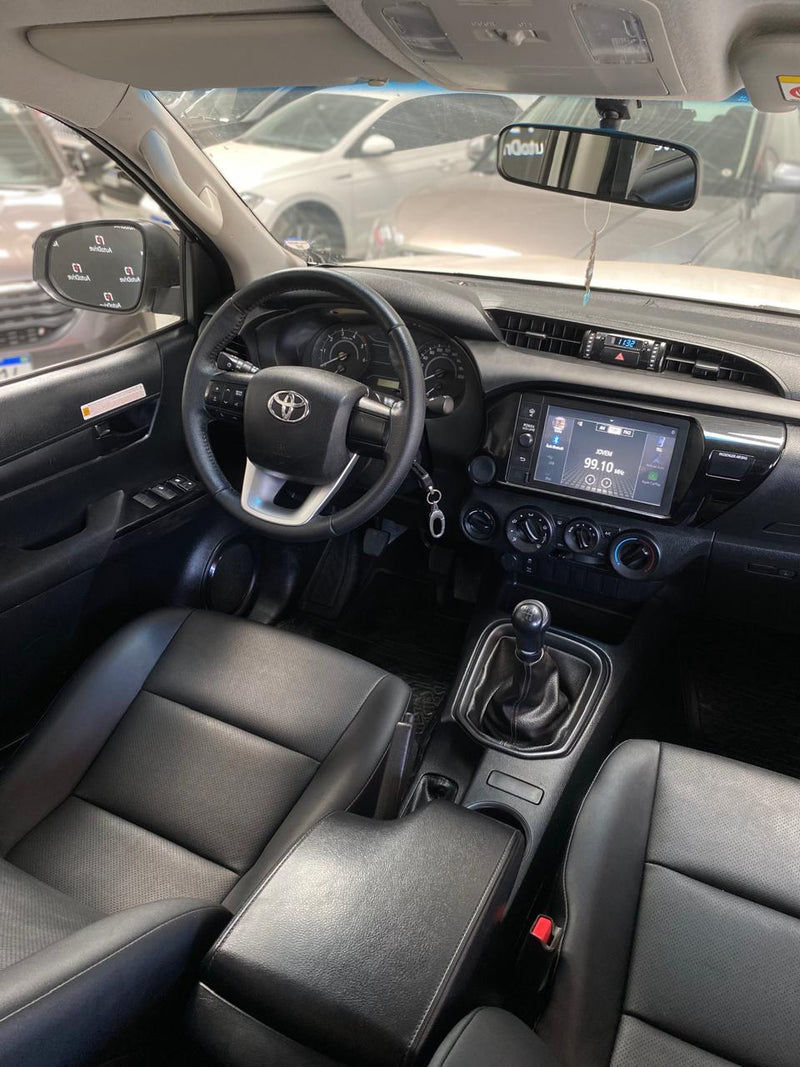TOYOTA HILUX 2 2.8 D-4D TURBO DIESEL CD POWER PACK 4X4 MANUAL
