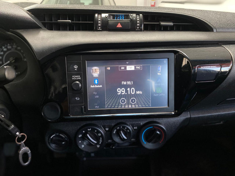 TOYOTA HILUX 2 2.8 D-4D TURBO DIESEL CD POWER PACK 4X4 MANUAL