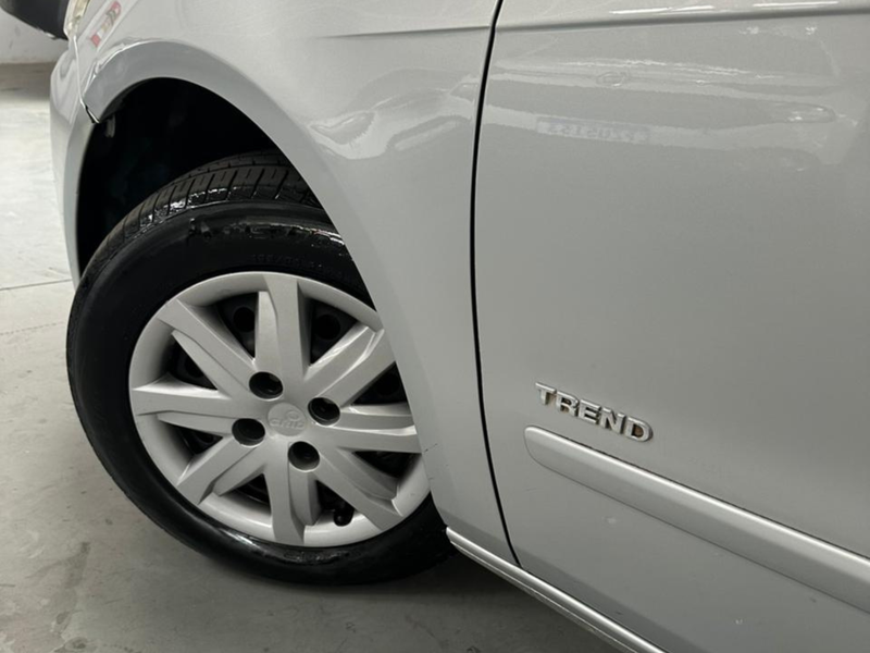 VOLKSWAGEN GOL - 2011/2011  1.0 MI 8V FLEX 4P MANUAL G.IV