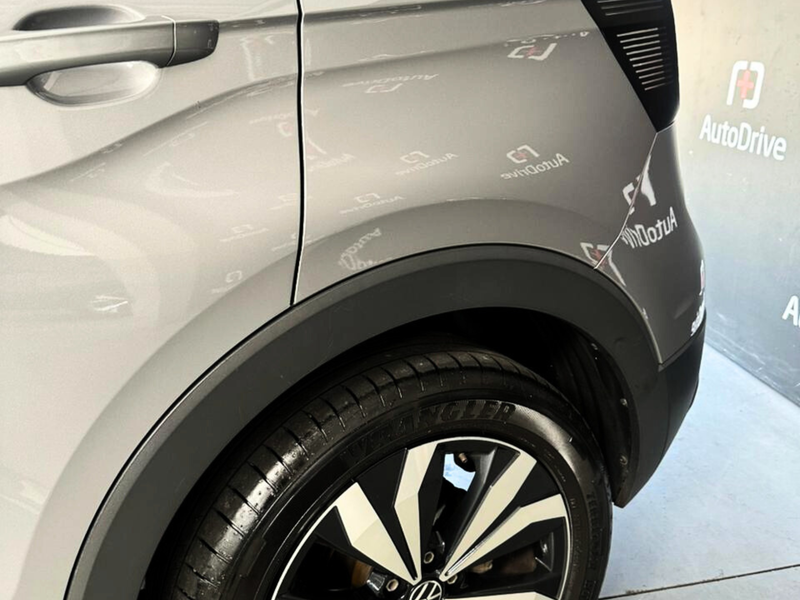 T-Cross 1.0 200 TSI TOTAL FLEX AUTOMÁTICO
